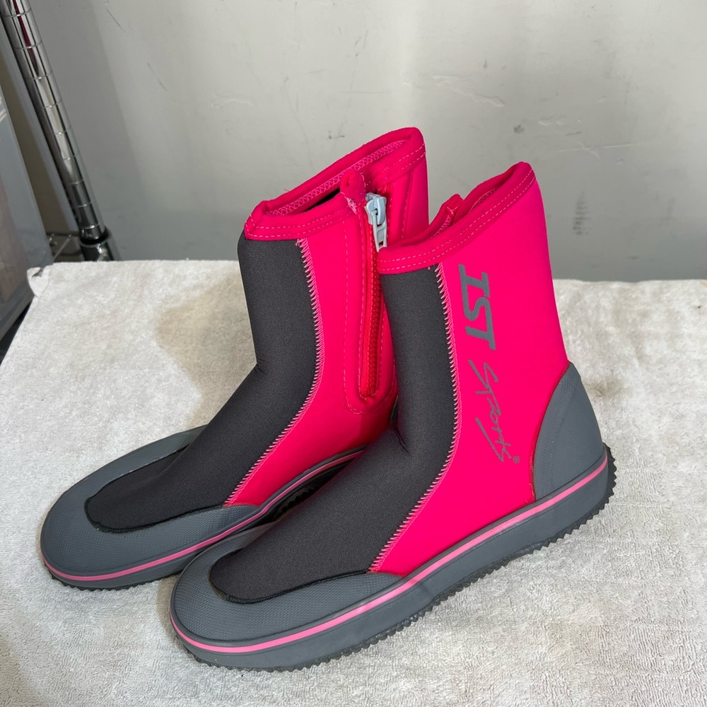 Women's Pink and Gray Neoprene Boots